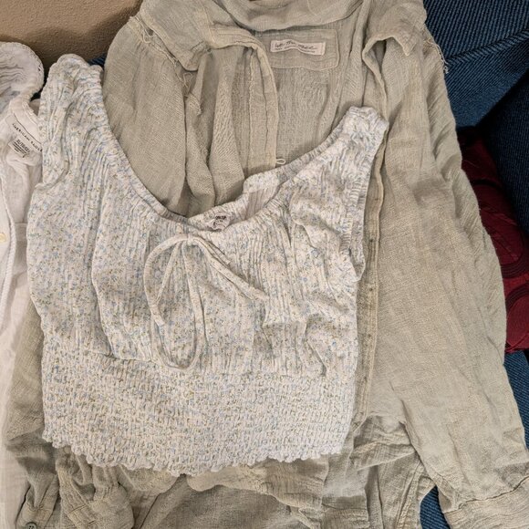 Shirts bundle - Picture 2 of 3